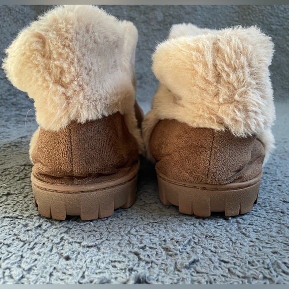 Jessica Simpson Faux Fur Bootie Slippers - Brown/Cream - Picture 2 of 8